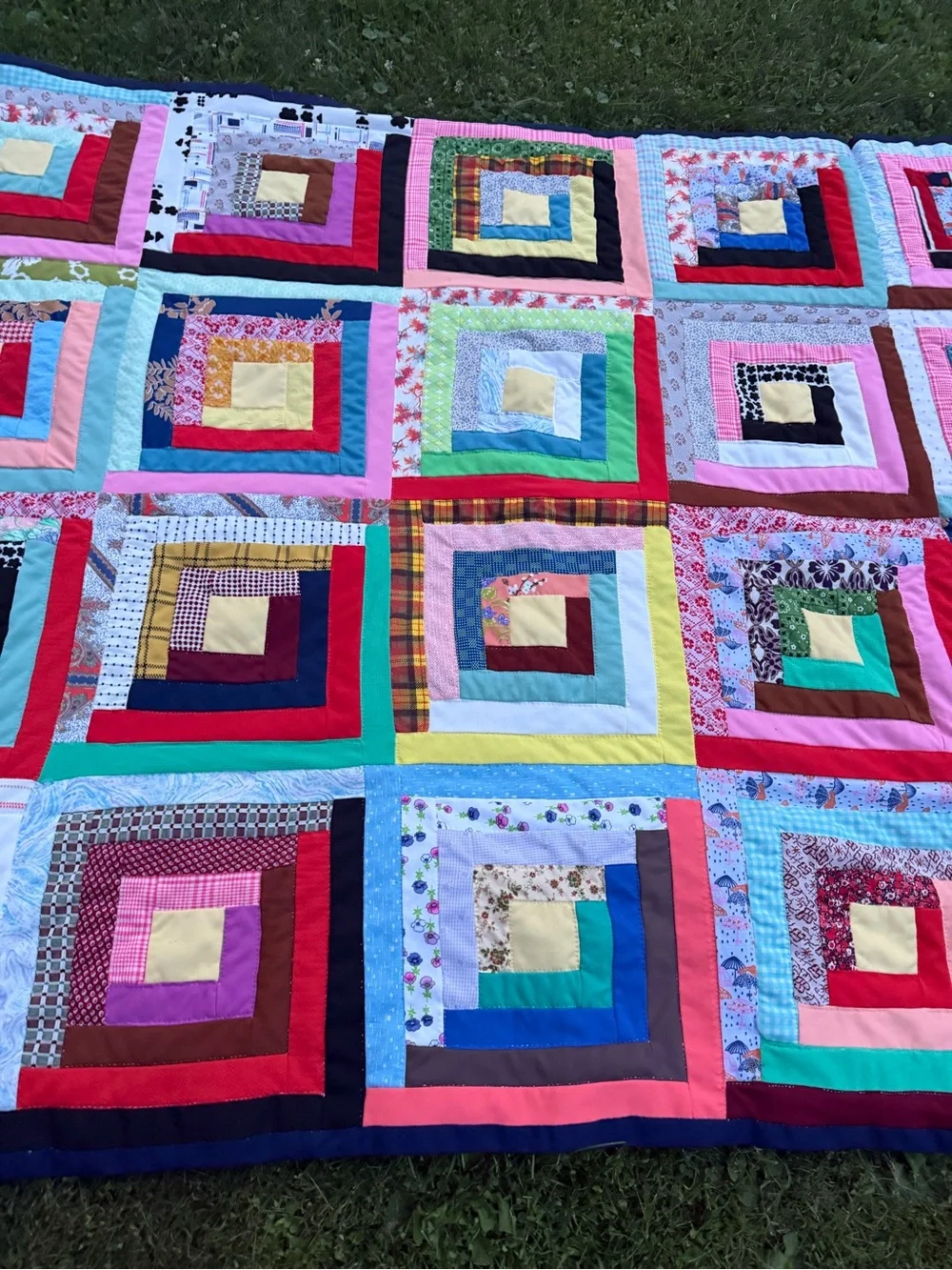 Vintage Handmade Log Cabin Quilt Colorful! Great Condition! 82